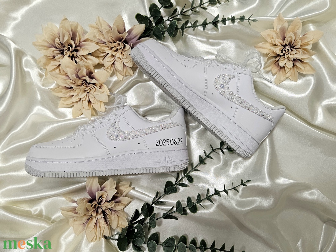 Custom Bride Nike Air Force - Esküvői cipő - esküvő - cipő és cipőklipsz - Meska.hu Custom Bride Nike Air Force - Esküvői cipő - esküvő - cipő és cipőklipsz - Meska.hu