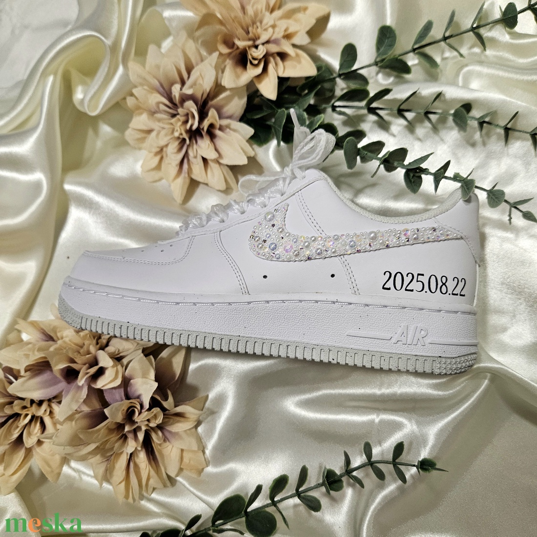Custom Bride Nike Air Force - Esküvői cipő - esküvő - cipő és cipőklipsz - Meska.hu Custom Bride Nike Air Force - Esküvői cipő - esküvő - cipő és cipőklipsz - Meska.hu