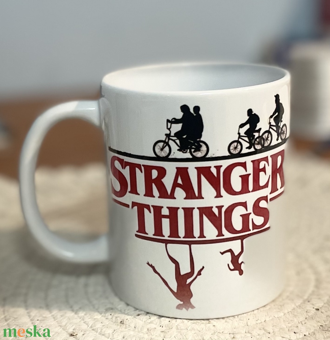 Stranger Things Rajongói porcelain bögre - otthon & életmód - konyhafelszerelés, tálalás - tálalás - bögre & csésze - Meska.hu