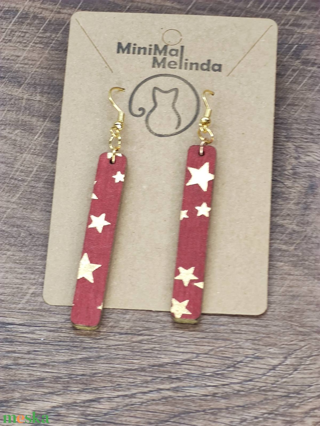 Karácsonyi fülbevaló - fából, csillagokkal - ékszer - fülbevaló - lógó fülbevaló - Meska.hu