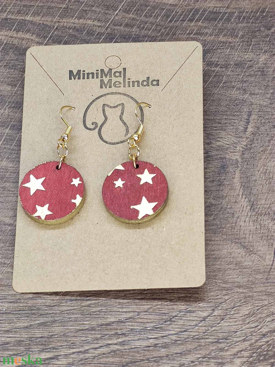 Karácsonyi fülbevaló - fából, csillagokkal - ékszer - fülbevaló - lógós kerek fülbevaló - Meska.hu