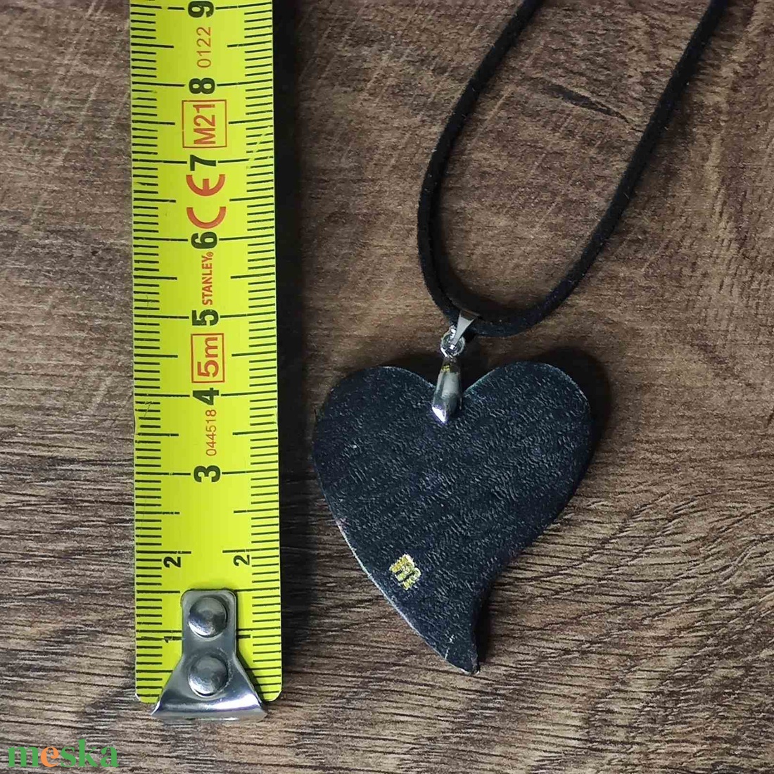 Szívörvény � kézzel készült nyaklánc süthető gyurmából - ékszer - nyaklánc - medálos nyaklánc - Meska.hu