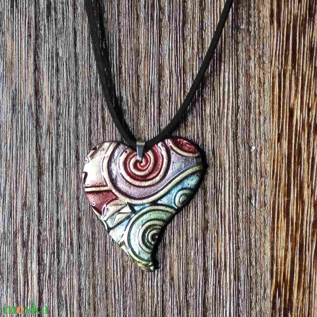 Szívörvény � kézzel készült nyaklánc süthető gyurmából - ékszer - nyaklánc - medálos nyaklánc - Meska.hu
