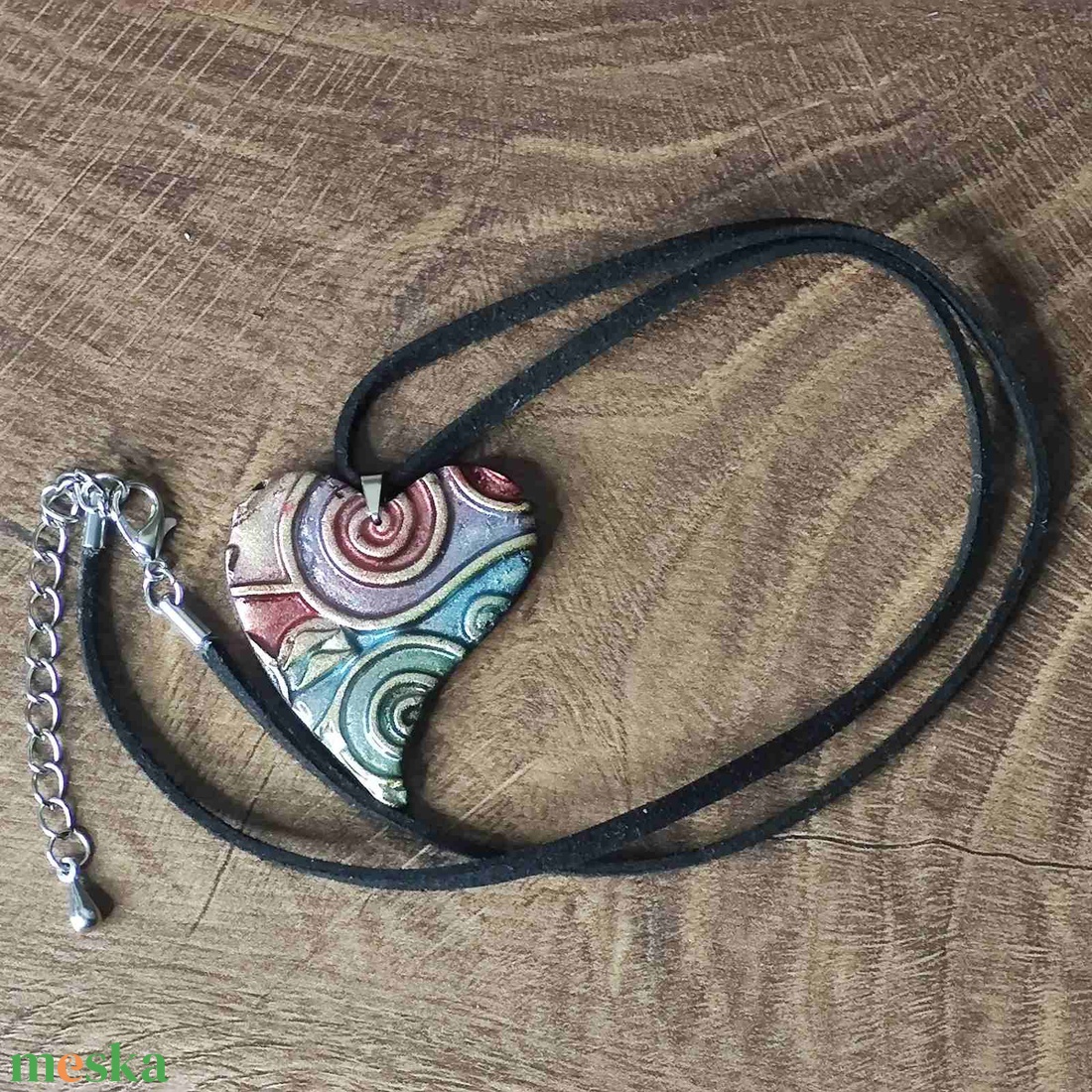 Szívörvény � kézzel készült nyaklánc süthető gyurmából - ékszer - nyaklánc - medálos nyaklánc - Meska.hu