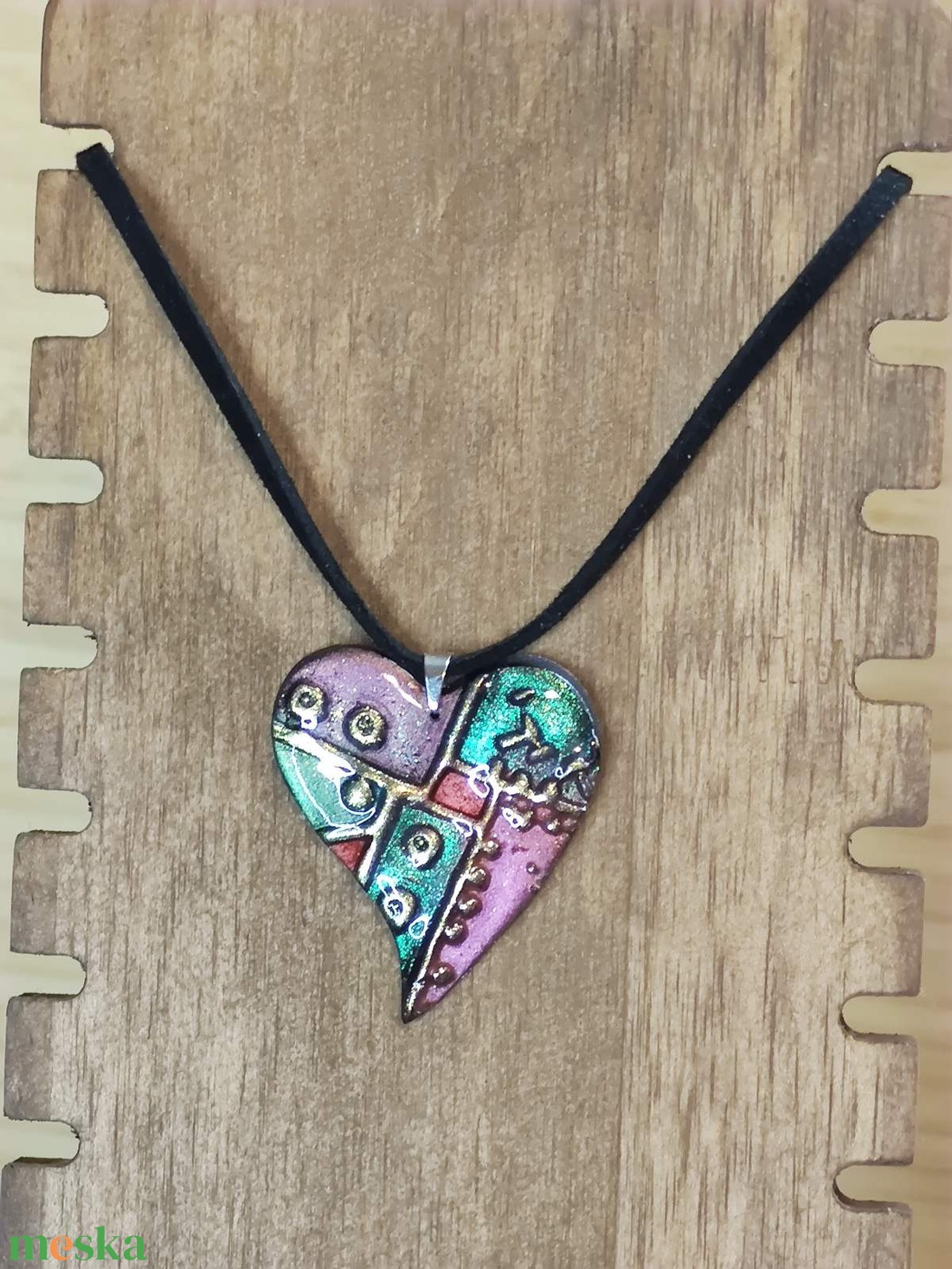 Szívörvény � kézzel készült nyaklánc süthető gyurmából - ékszer - nyaklánc - medálos nyaklánc - Meska.hu
