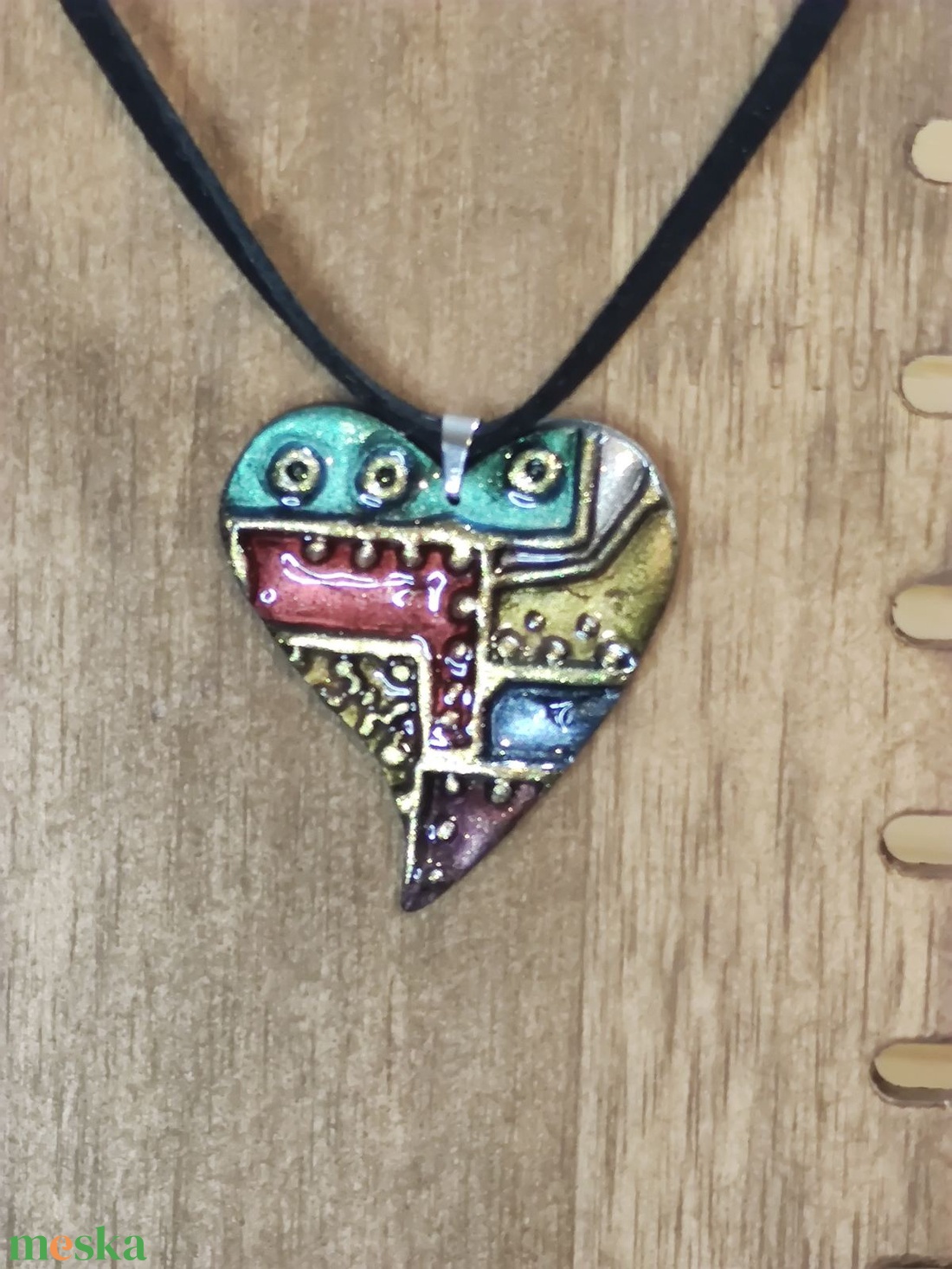 Szívörvény � kézzel készült nyaklánc süthető gyurmából - ékszer - nyaklánc - medálos nyaklánc - Meska.hu