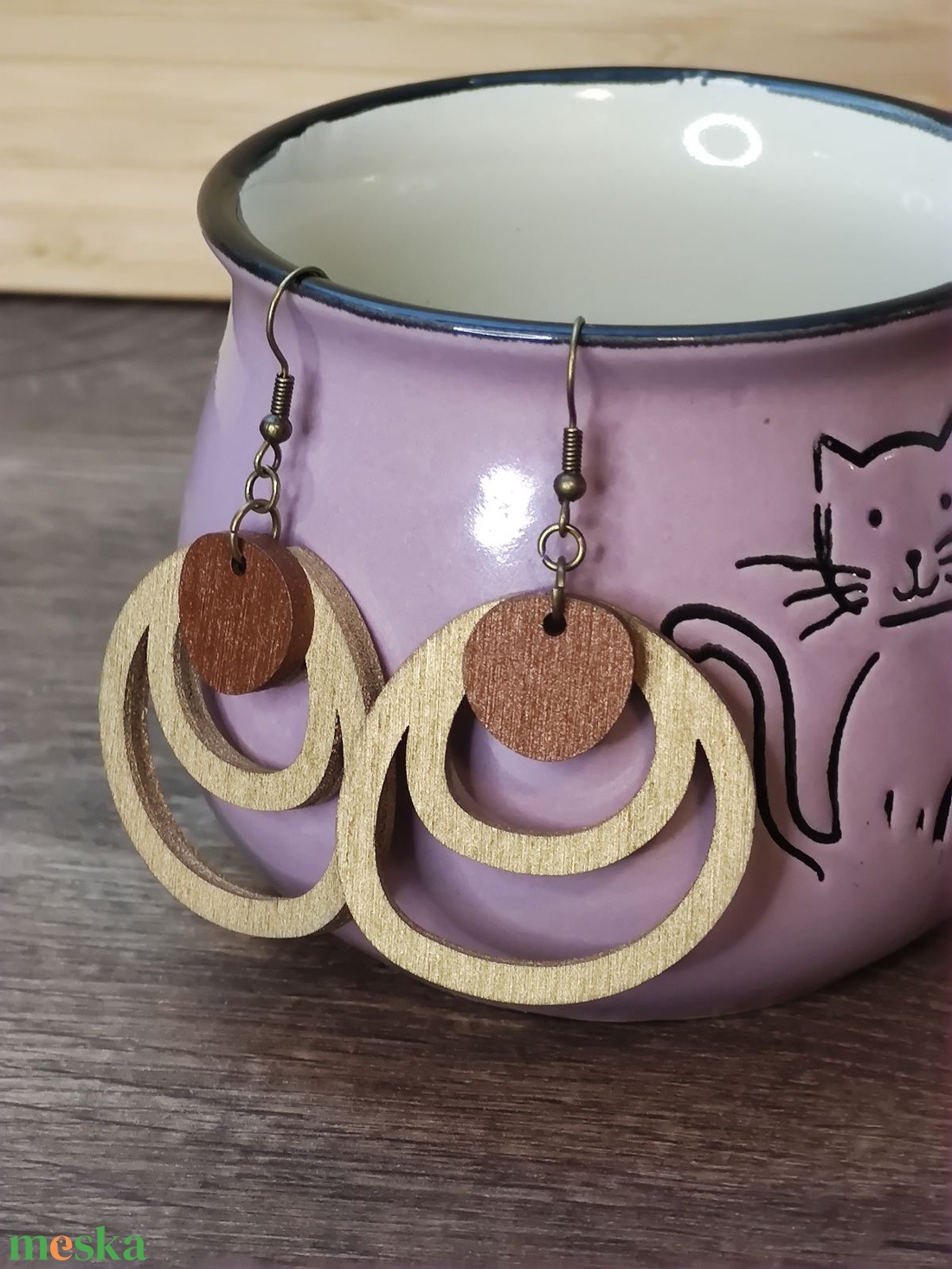 Kétszínű fa fülbevaló - arany+réz - ékszer - fülbevaló - lógó fülbevaló - Meska.hu