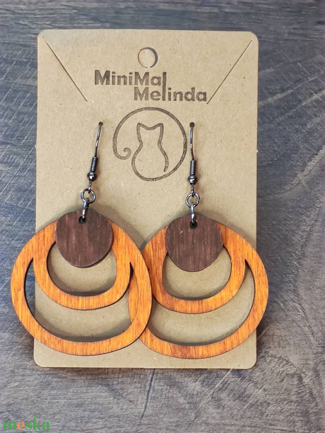Kétszínű fa fülbevaló - narancs+barna - ékszer - fülbevaló - lógó fülbevaló - Meska.hu