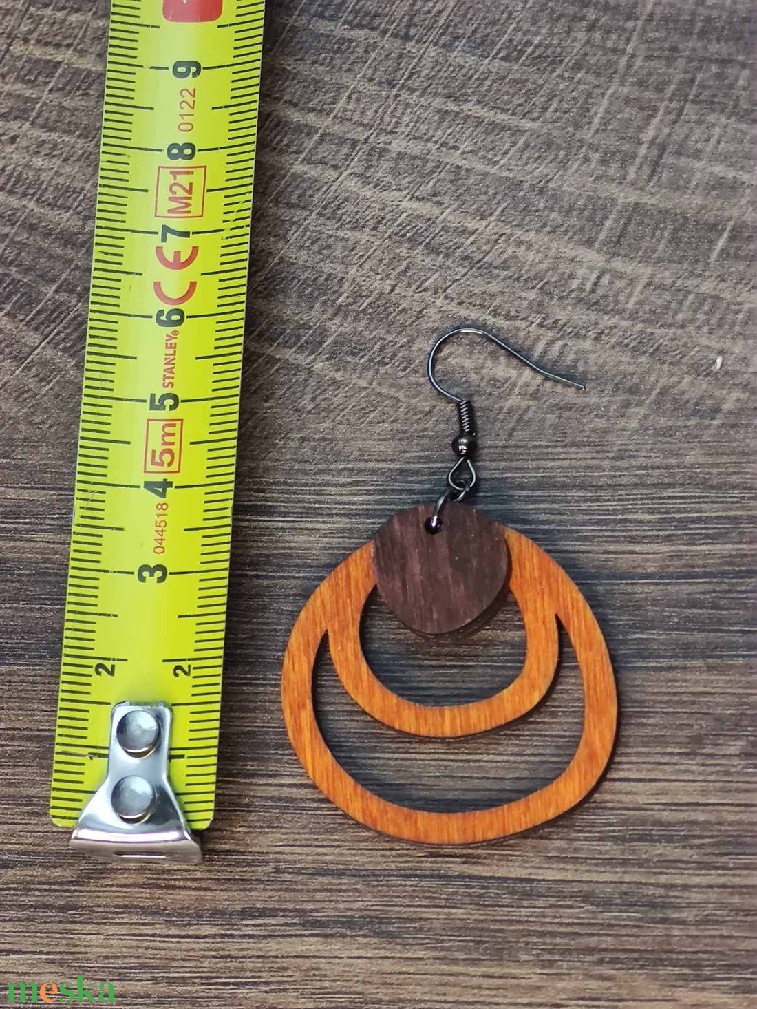 Kétszínű fa fülbevaló - narancs+barna - ékszer - fülbevaló - lógó fülbevaló - Meska.hu