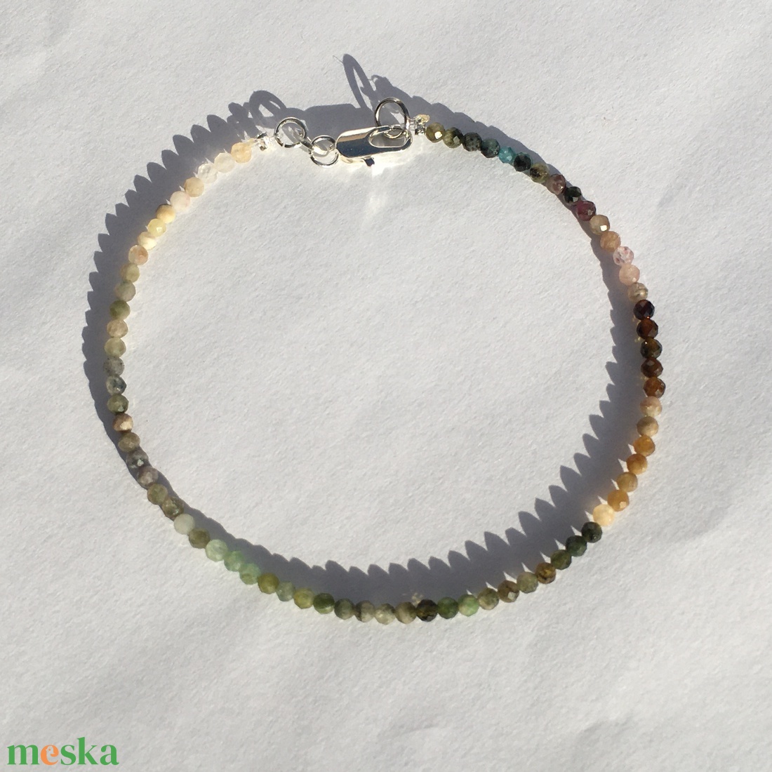  Önmegvalósítást segítő Turmalin minimál karkötő 1 - ékszer - karkötő - bogyós karkötő - Meska.hu