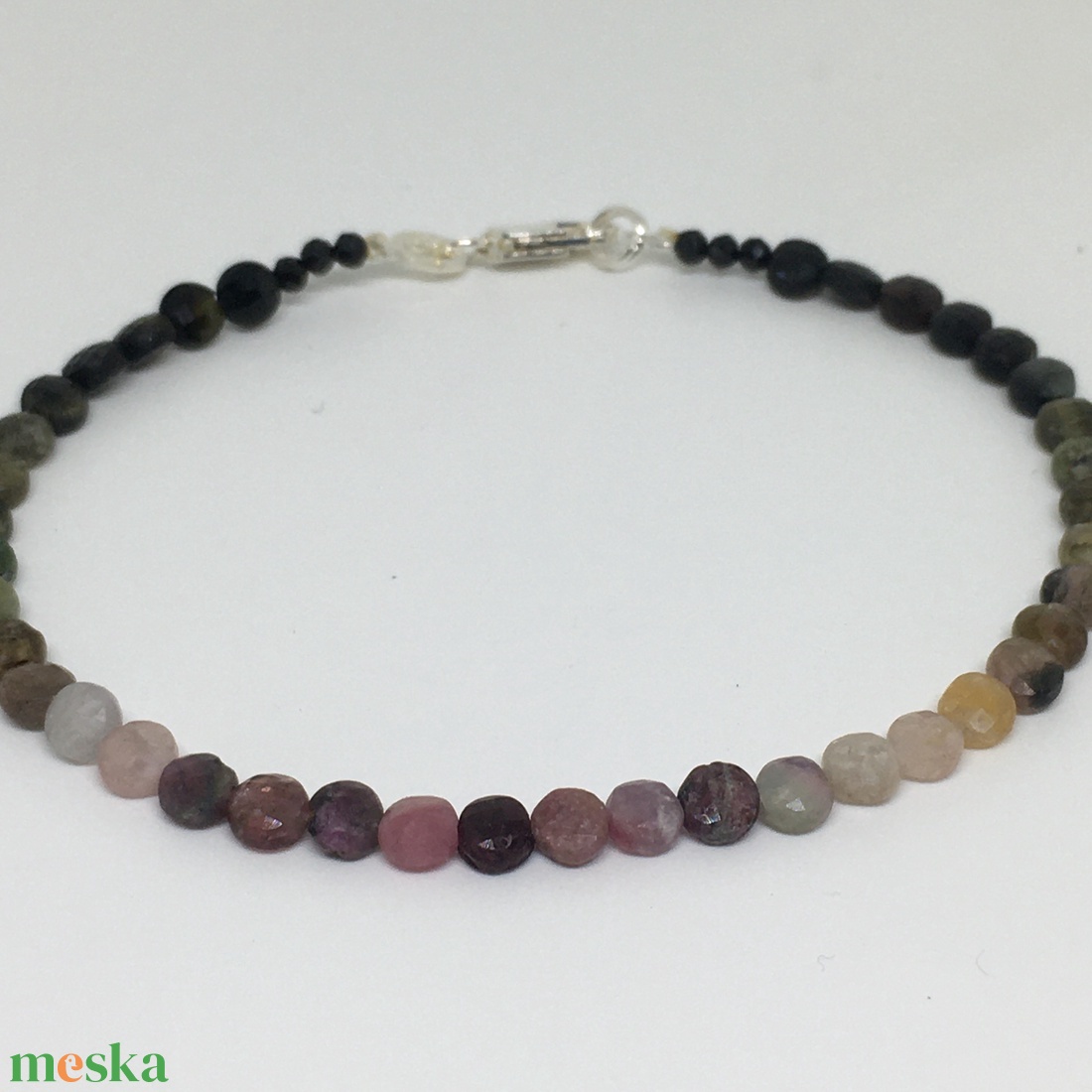  nyersTurmalin multicolor minimál karkötő  - ékszer - karkötő - bogyós karkötő - Meska.hu