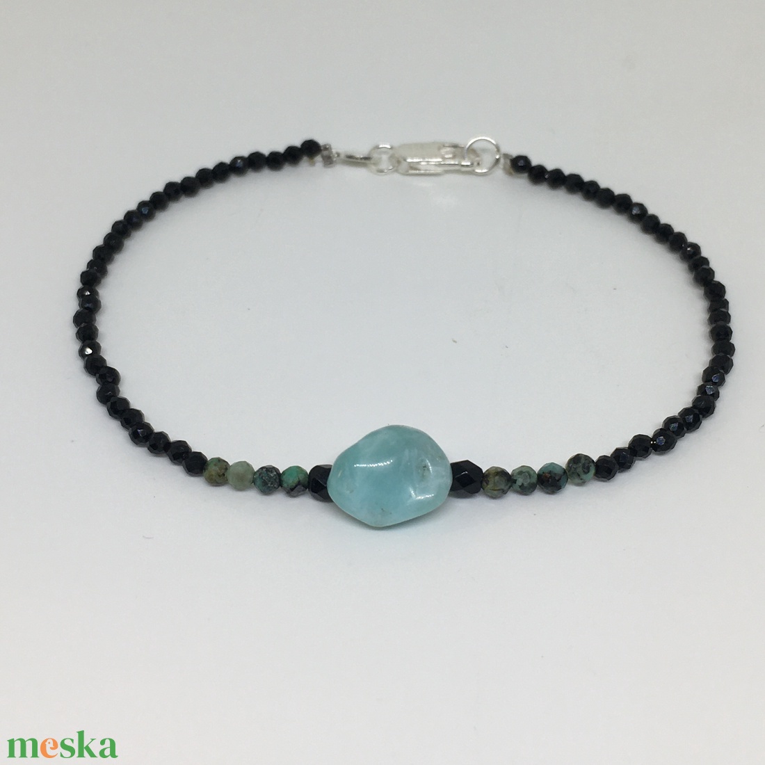 Larimar-Türkiz-Spinell minimál karkötő - ékszer - karkötő - gyöngyös karkötő - Meska.hu