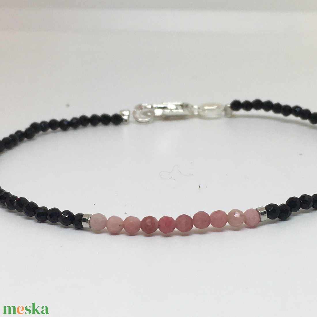  Rodokrozit- Spinell minimál karkötő - ékszer - karkötő - gyöngyös karkötő - Meska.hu
