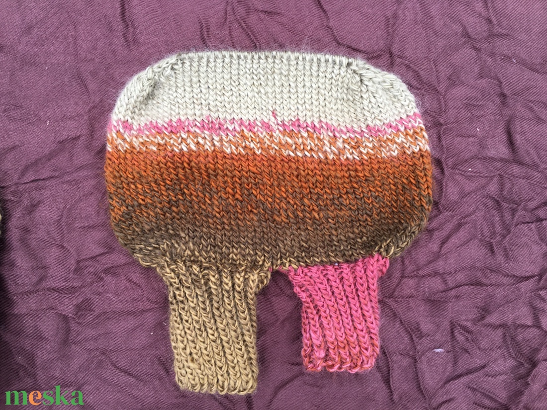 Bézs-fáradt rózsaszín és zöld-barna páros kesztyű - ruha & divat - páros szett - női-férfi páros szett - Meska.hu