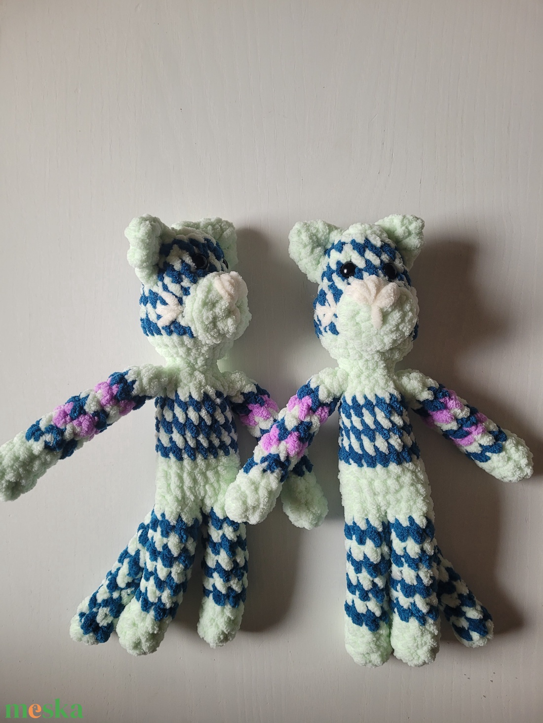 Plüss cica - játék & sport - plüssállat & játékfigura - cica - Meska.hu