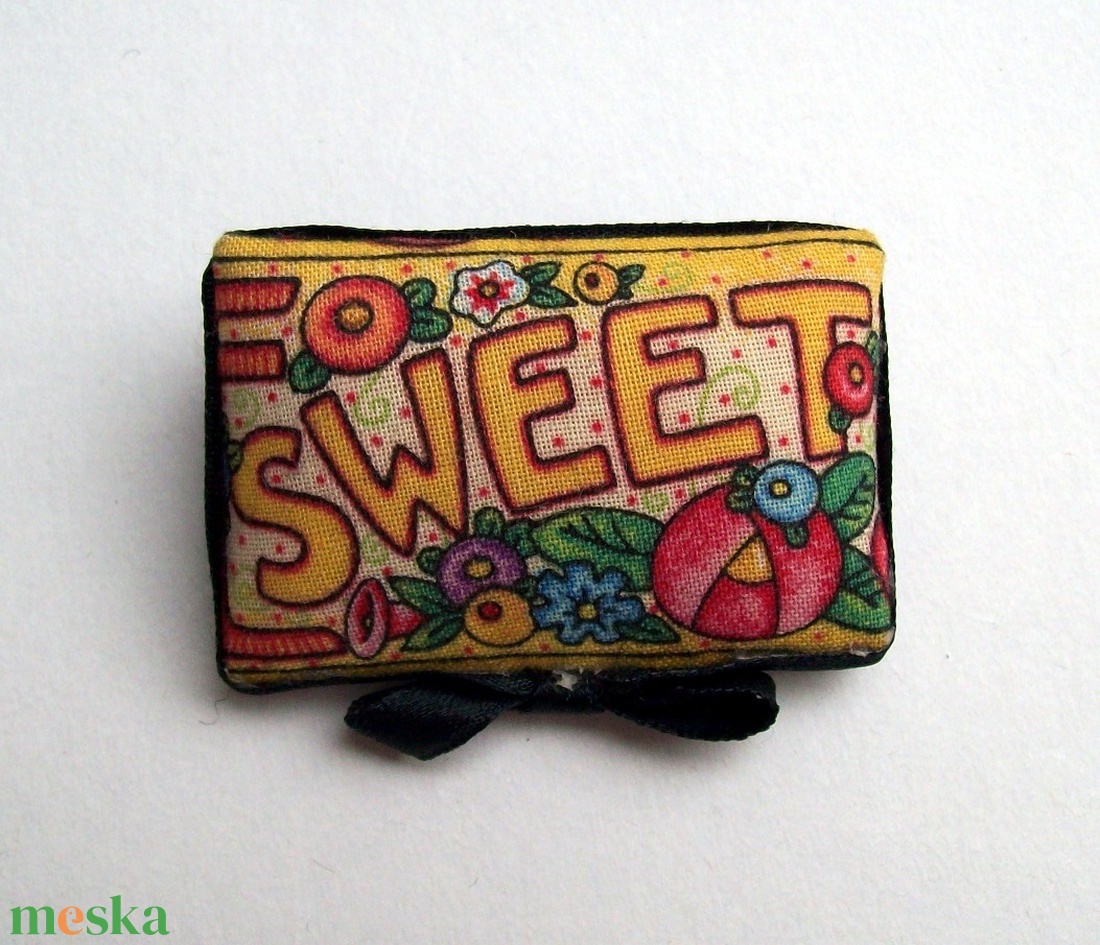 Sweet kitűző - ékszer - kitűző és bross - Meska.hu Sweet kitűző - ékszer - kitűző és bross - Meska.hu