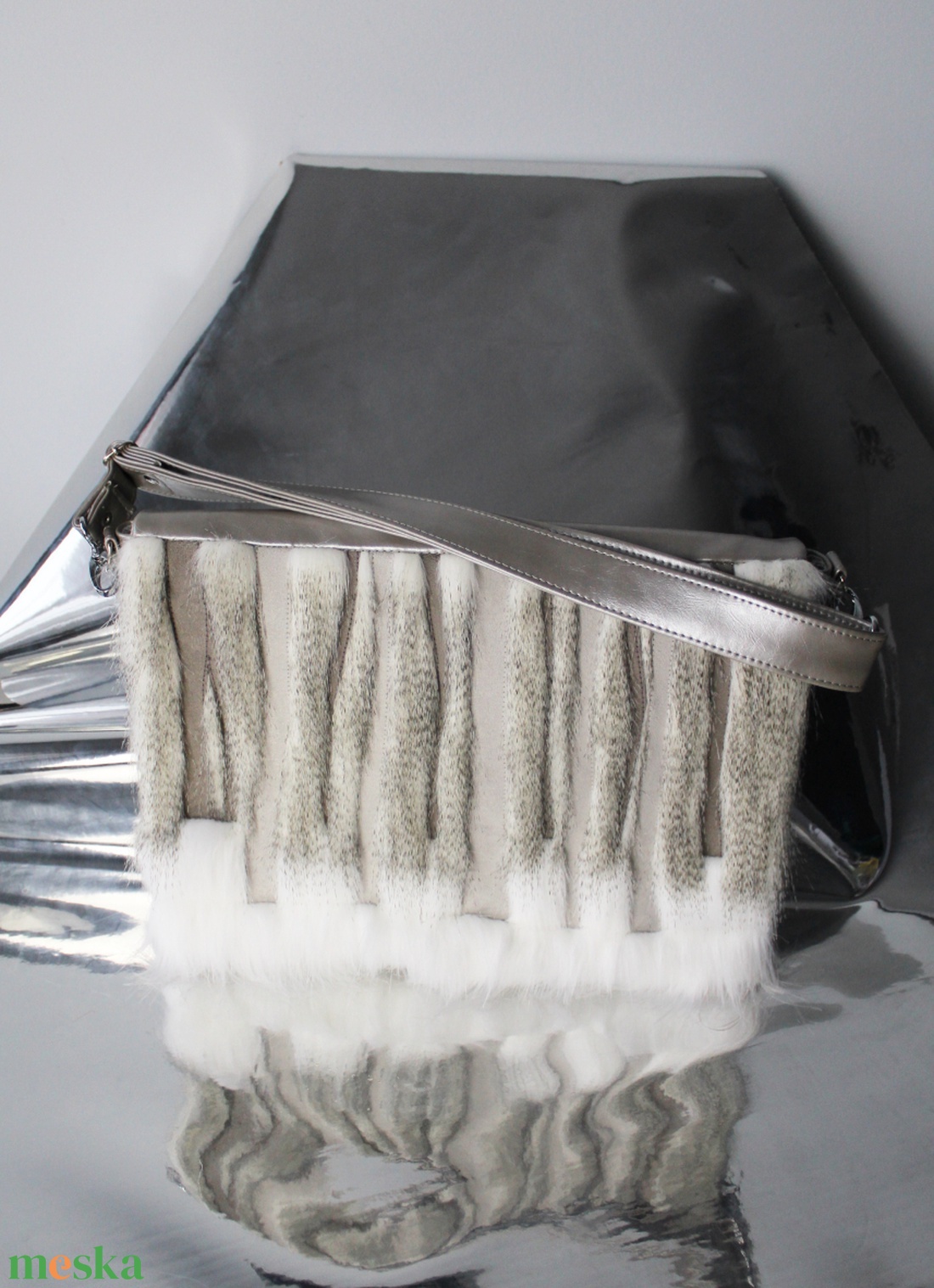WINTERFOREST női műszőrme táska - táska & tok - kézitáska & válltáska - kézitáska - Meska.hu