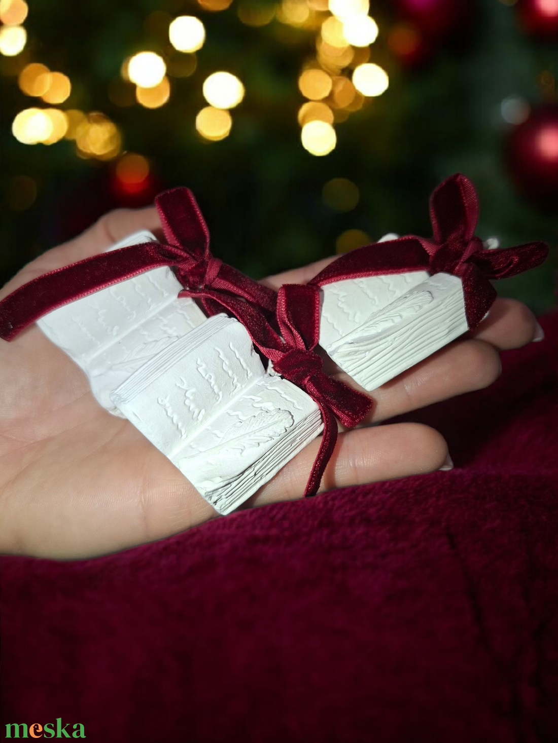 Könyv karácsonyfa dísz - karácsony - karácsonyi lakásdekoráció - karácsonyfadíszek - Meska.hu