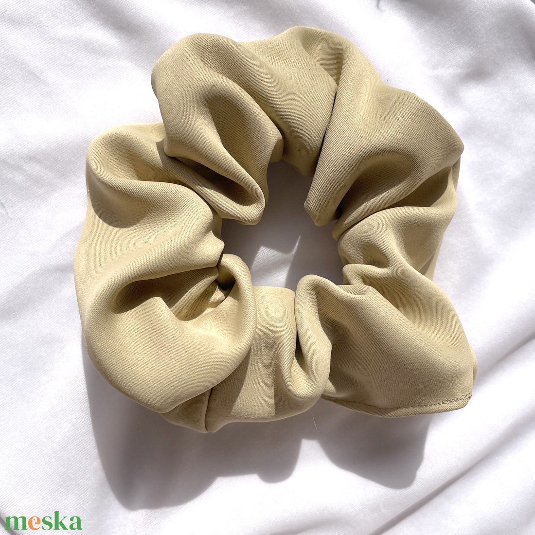 Textil scrunchie hajgumi, M - beige - ruha & divat - hajdísz & hajcsat - hajgumi - Meska.hu Textil scrunchie hajgumi, M - beige - ruha & divat - hajdísz & hajcsat - hajgumi - Meska.hu