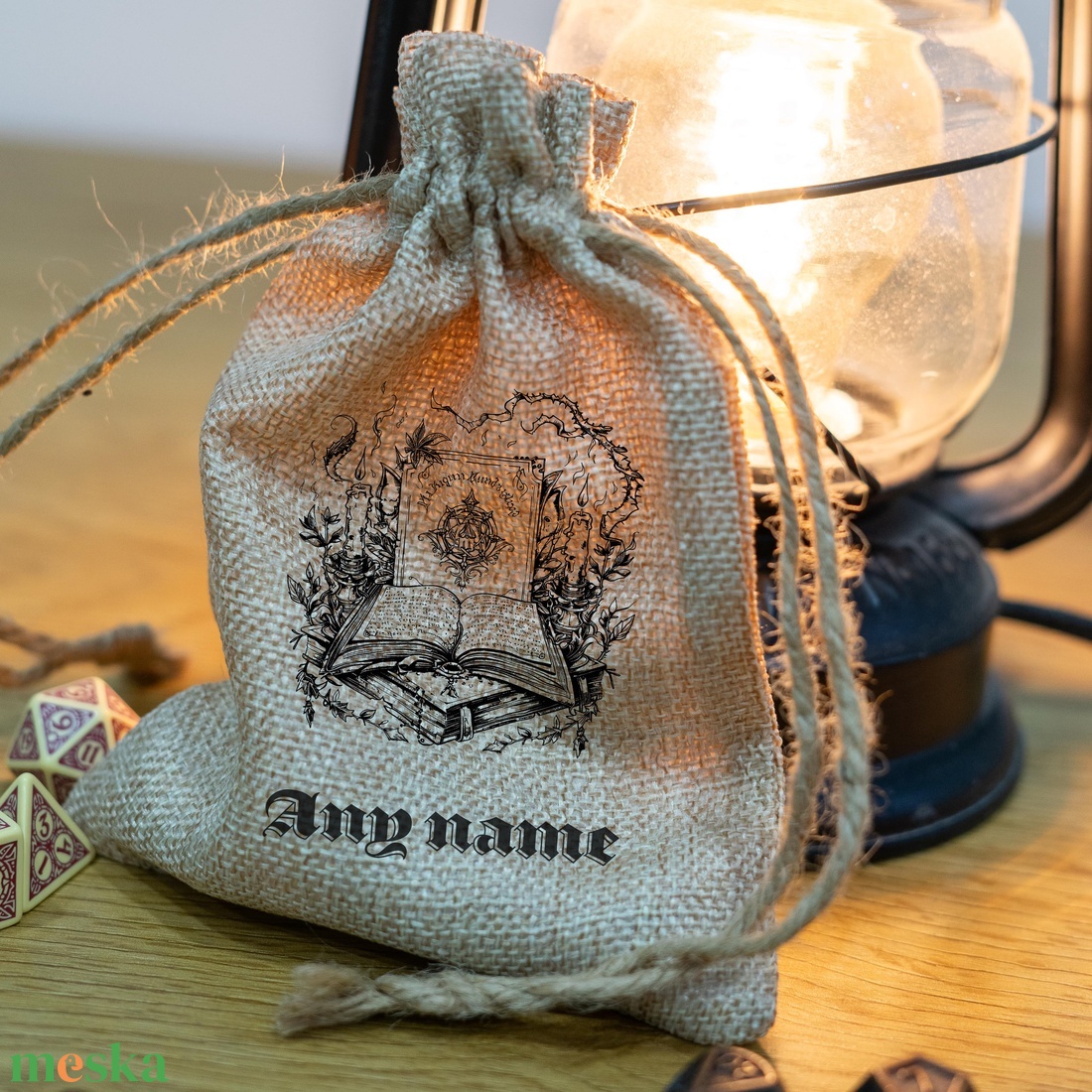 Névre szóló dobókockatartó - Wizard emblémával - játék & sport - szerepjáték - Meska.hu