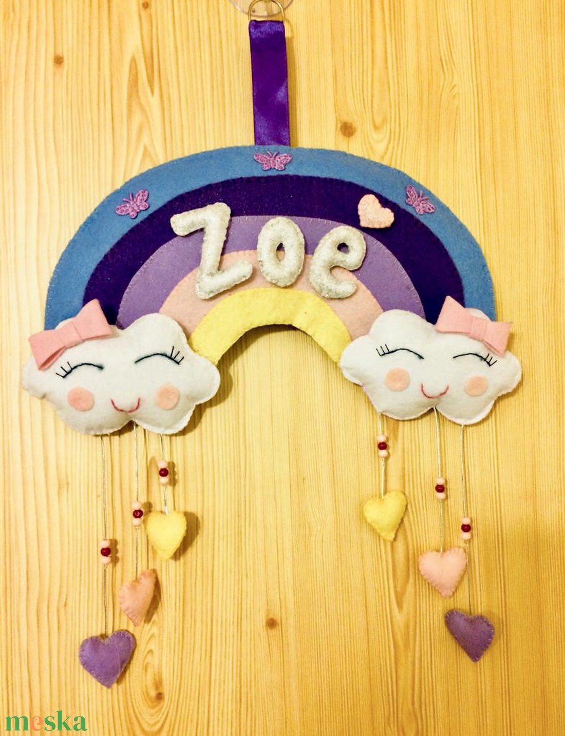 Szivárványos filc névtábla, falidísz, babaszoba dekoráció - otthon & életmód - babaszoba, gyerekszoba - babaszoba dekoráció - Meska.hu