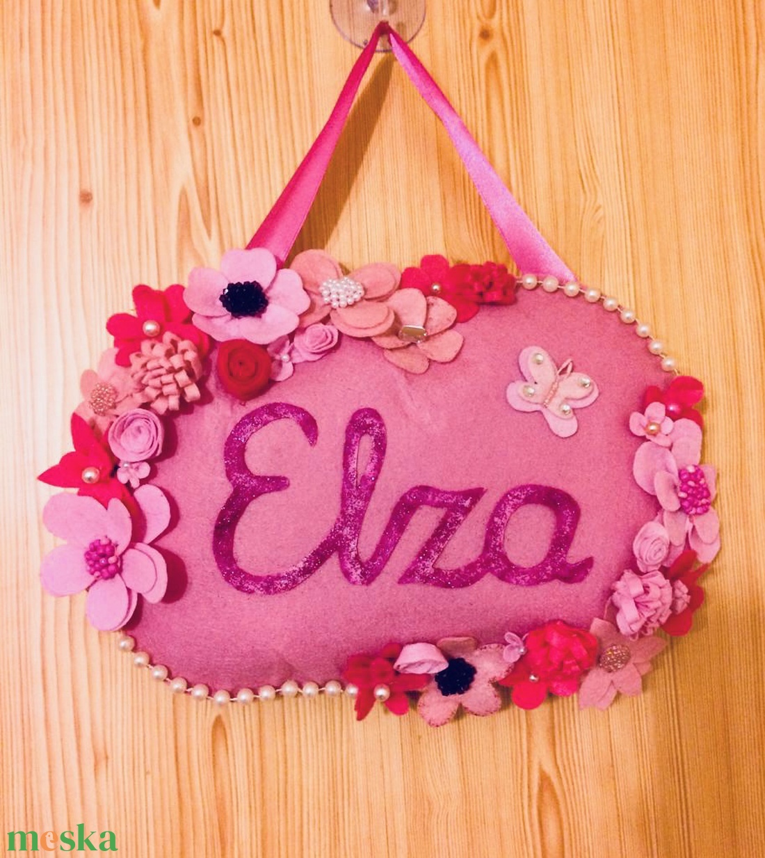Virágos filc  gyerek névtábla,ajtódísz,falidísz, babaszoba dekoráció - otthon & életmód - babaszoba, gyerekszoba - gyerek névtábla - Meska.hu