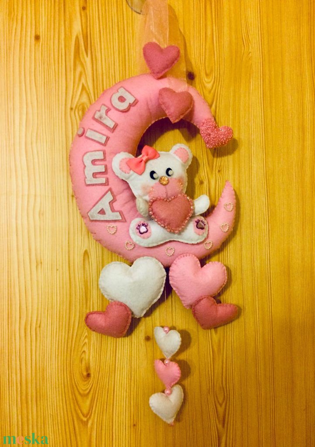 Fehér macis filc névtábla, falidísz, babaszoba dekoráció  - otthon & életmód - babaszoba, gyerekszoba - gyerek névtábla - Meska.hu