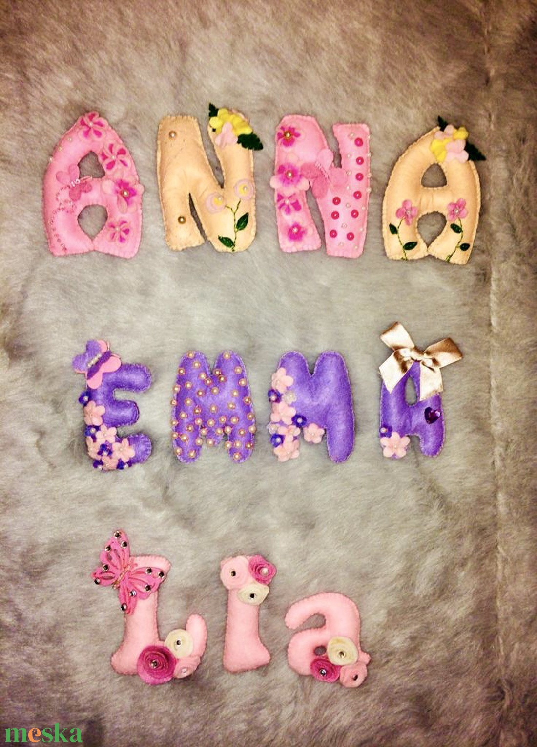Filc betű névtábla,babanév, babaszoba dekoráció - otthon & életmód - babaszoba, gyerekszoba - gyerek névtábla - Meska.hu