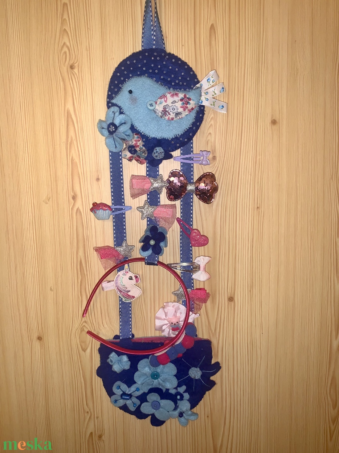 Kék madár  filc hajcsat tartó - ékszer - ékszertartó - fali ékszertartó - Meska.hu
