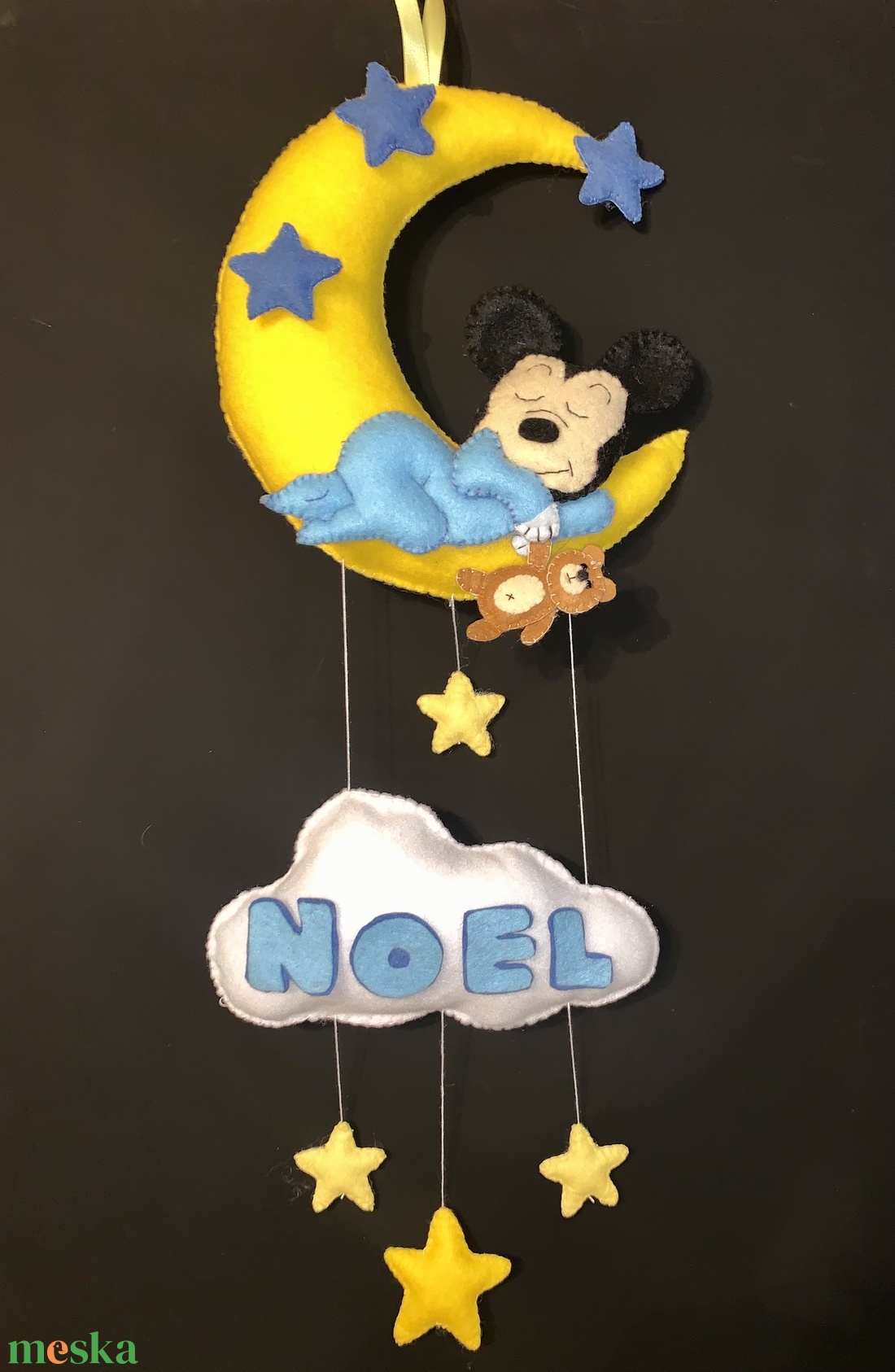 Mickey egeres filc  babaszoba dekoráció, filc gyerek névtábla, ajtódísz, gyerekszoba dekoráció - otthon & életmód - babaszoba, gyerekszoba - babaszoba dekoráció - Meska.hu