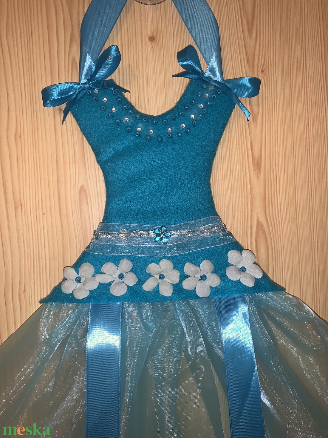 Hercegnő báli ruhája hajcsat tartó - ékszer - ékszertartó - fali ékszertartó - Meska.hu