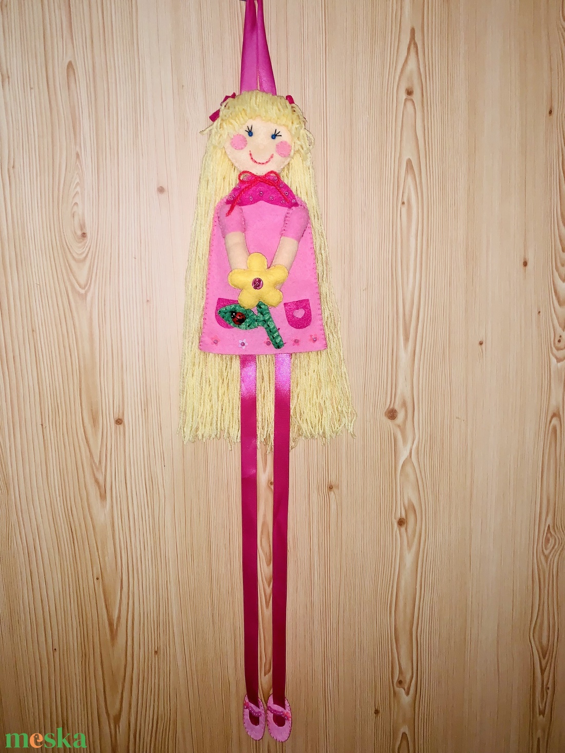 Borzas Kata  filc hajcsat tartó - ékszer - ékszertartó - fali ékszertartó - Meska.hu