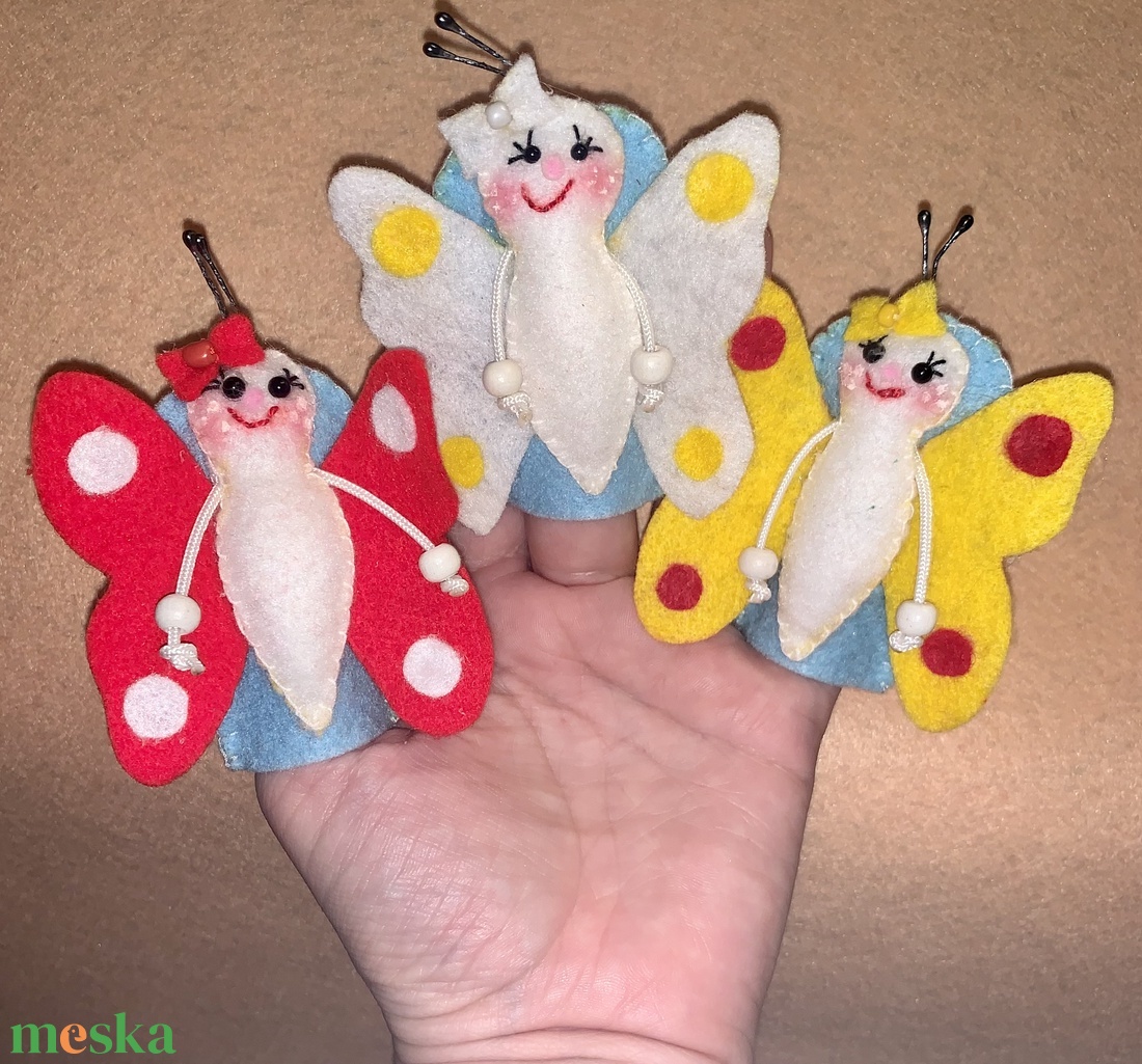 A három pillangó filc ujjbábok, ujjbáb készlet - játék & sport - bábok - ujjbáb - Meska.hu