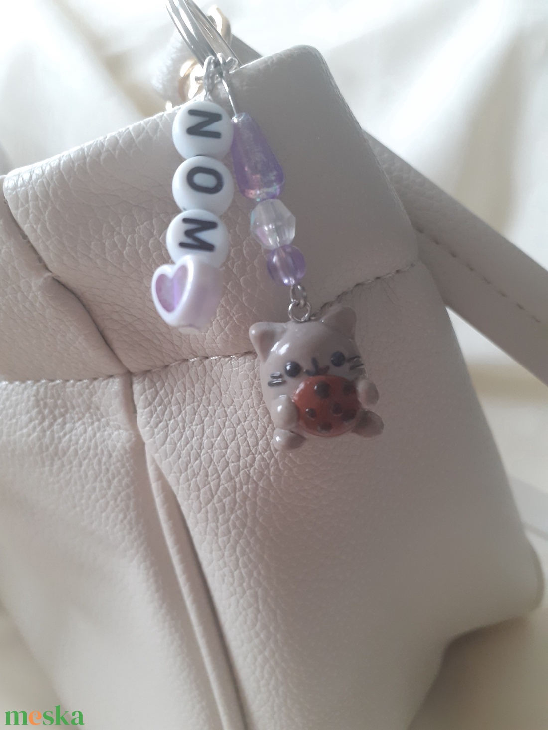 � Kekszes Pusheen charm kulcstartó - táska & tok - kulcstartó & táskadísz - táskadísz - Meska.hu
