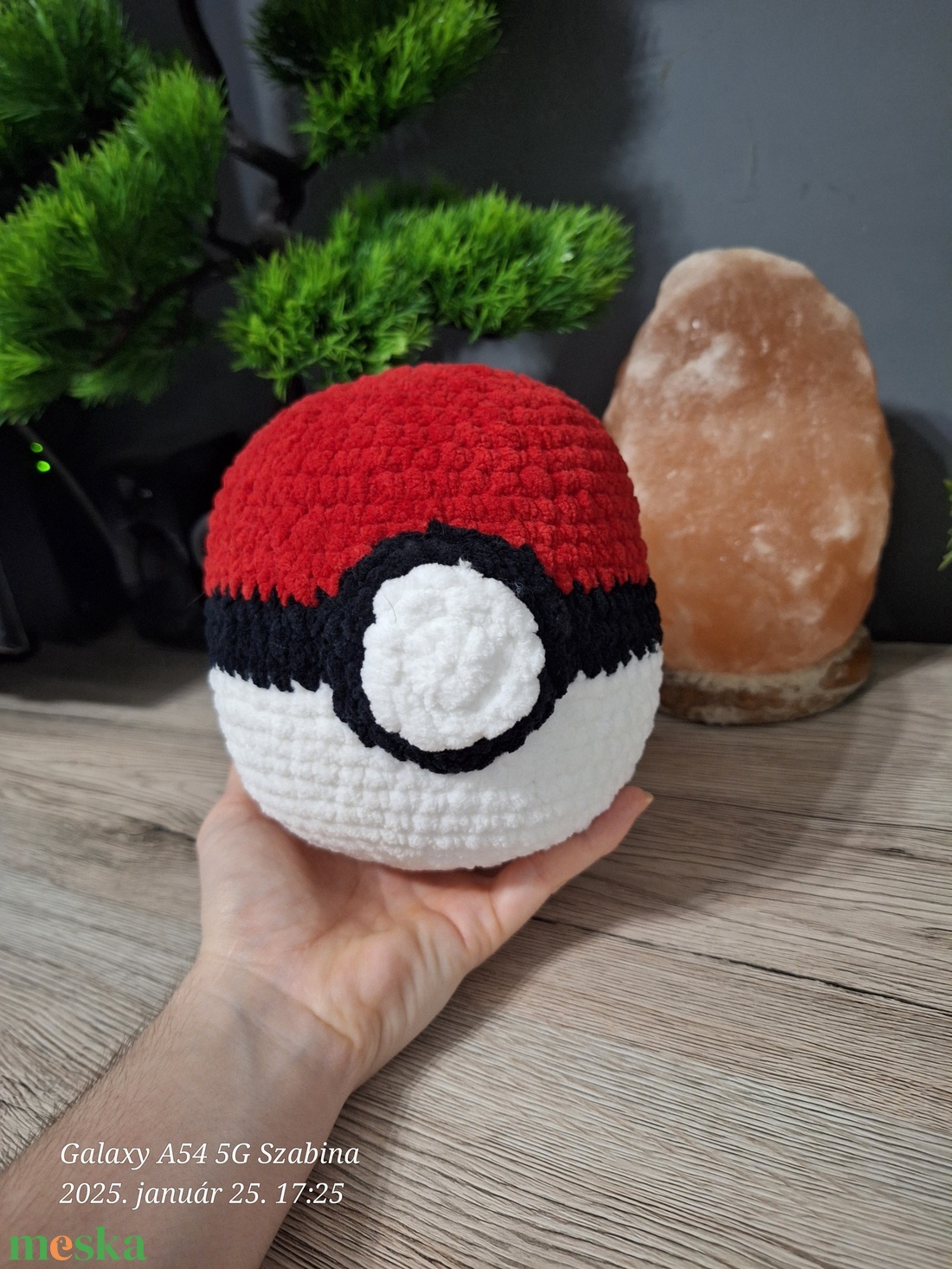 Horgolt Pokélabda - játék & sport - plüssállat & játékfigura - más figura - Meska.hu