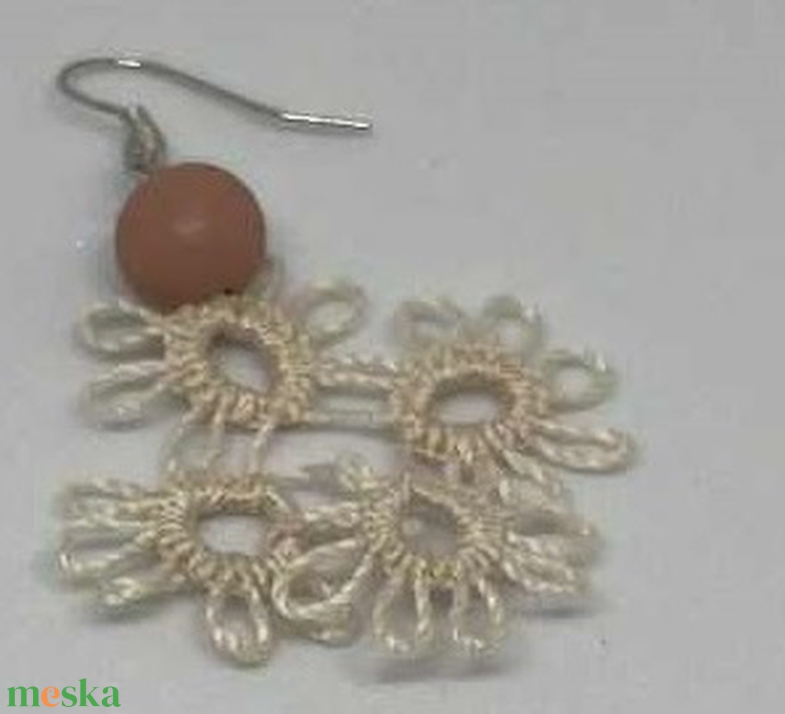 Hús szinű csipke fülbevaló (1 pár) -  - Meska.hu