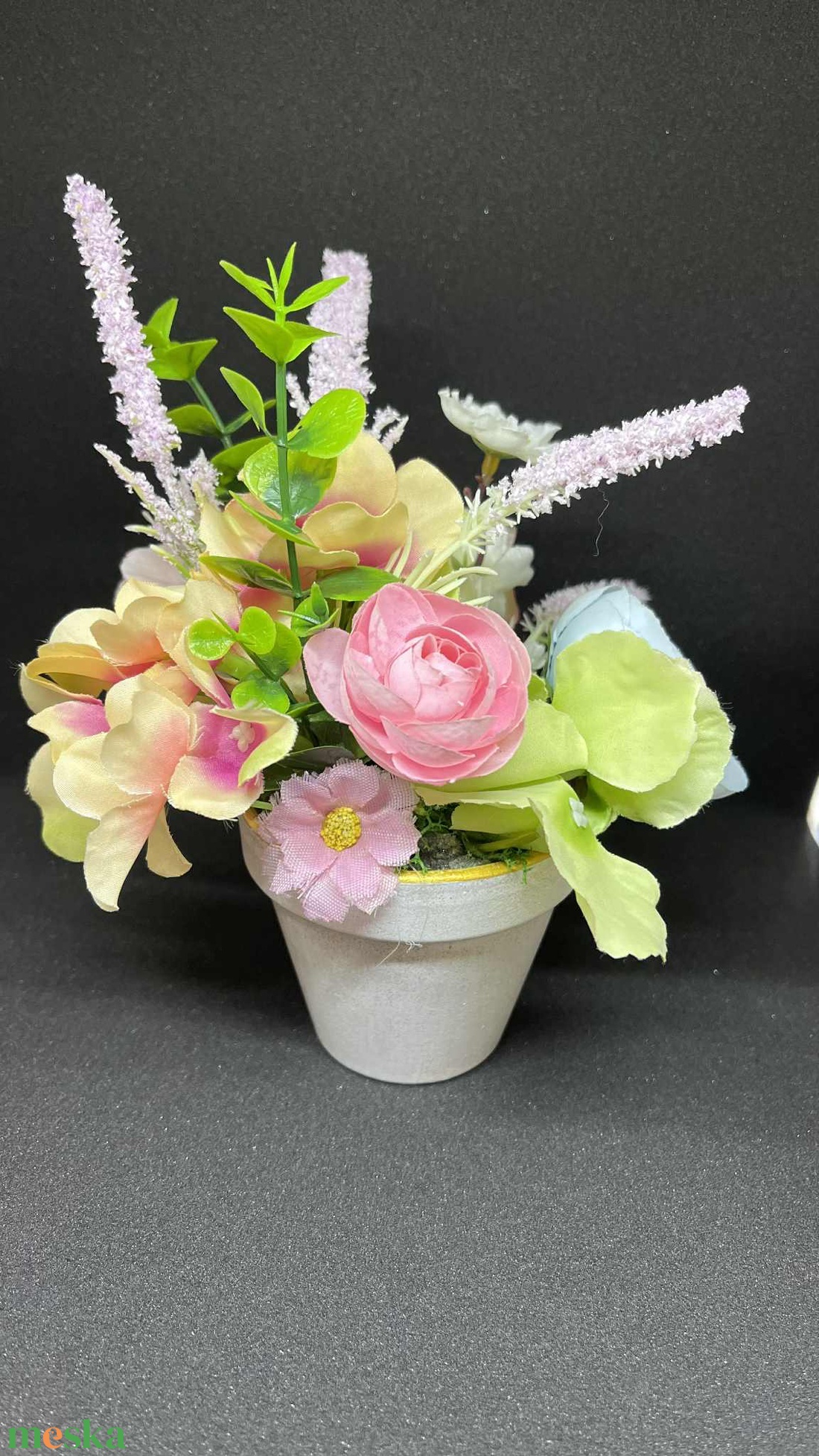 Tavaszi kert asztali dísz - otthon & életmód - virágdekoráció - virágdíszek - asztali virágdísz - Meska.hu