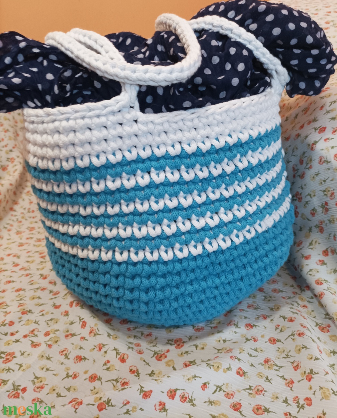 Horgolt, csíkos vödör táska - táska & tok - bevásárlás & shopper táska - shopper, textiltáska, szatyor - Meska.hu