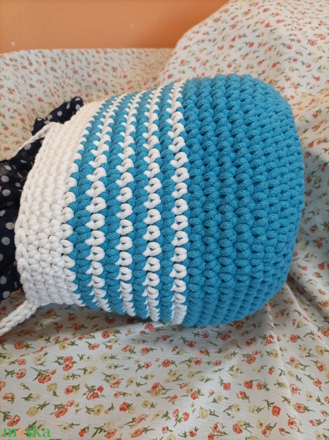 Horgolt, csíkos vödör táska - táska & tok - bevásárlás & shopper táska - shopper, textiltáska, szatyor - Meska.hu