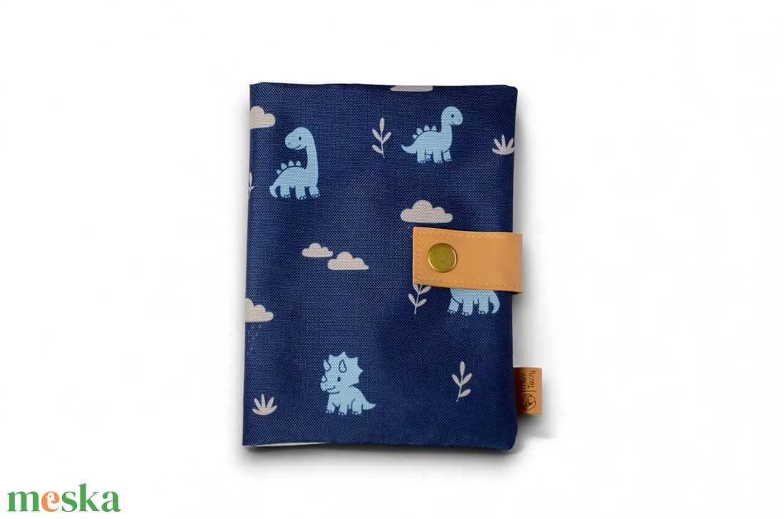 Vízhatlan egészségügyi kiskönyv borító - dínóbarátok - baba - mama - babaemlékek - egészségügyi kiskönyv borító - Meska.hu