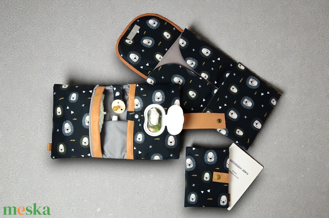 Vízhatlan egészségügyi kiskönyv borító - jungle stars - baba - mama - babaemlékek - egészségügyi kiskönyv borító - Meska.hu