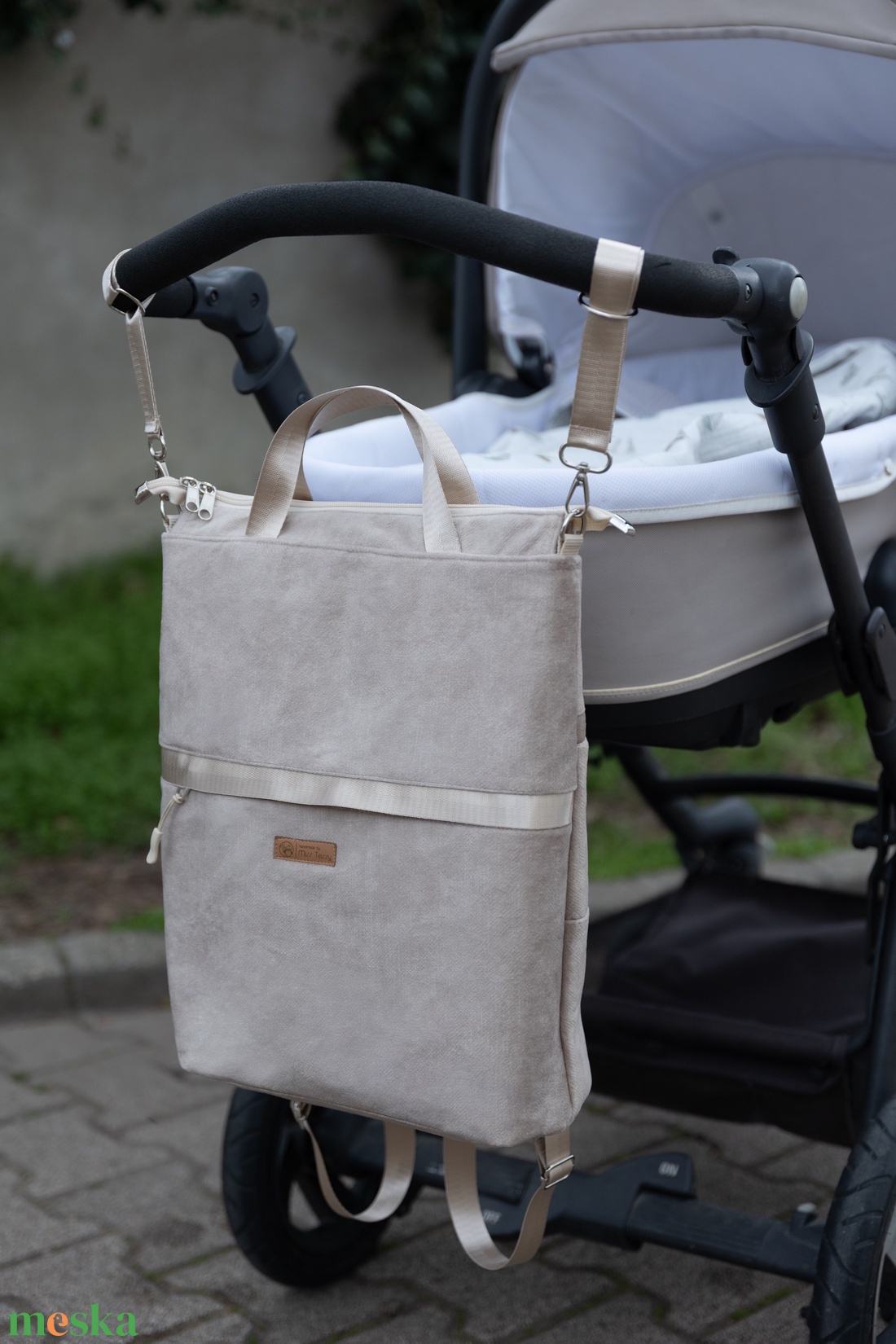 MindentBele Mami Táska - pelenkázótáska - Beige - baba - mama - pelenkázó, babafürdető kellékek - kismamatáska - Meska.hu