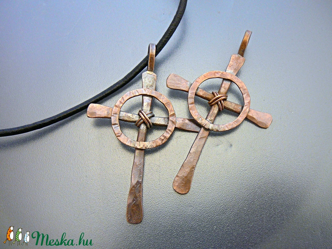 Kelta Kereszt - rusztikus kovácsolt réz medál férfiaknak -  - Meska.hu