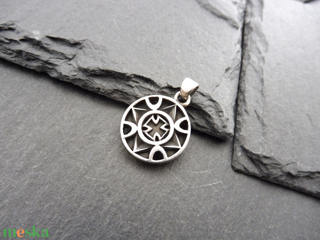 Kör masszív Ezüst Kereszt Medál - Mithrillion Dark Fantasy - ékszer - nyaklánc - medál - Meska.hu