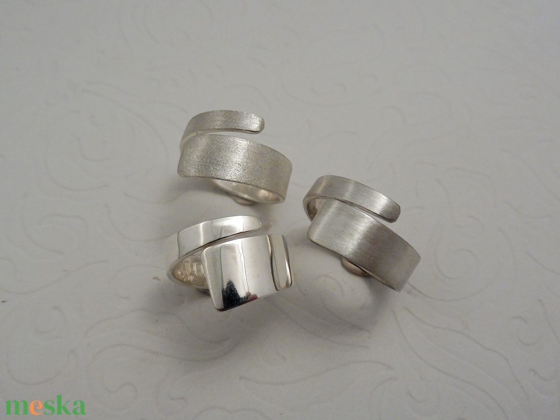 Glossy Ezüst állítható Nyitott Gyűrű - Mithrillion Elegancia - ékszer - gyűrű - kerek gyűrű - Meska.hu Glossy Ezüst állítható Nyitott Gyűrű - Mithrillion Elegancia - ékszer - gyűrű - kerek gyűrű - Meska.hu