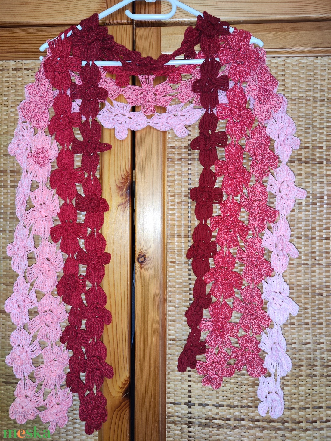 Rózsahullám � horgolt virágos sál - ruha & divat - sál, sapka, kendő - sál - Meska.hu