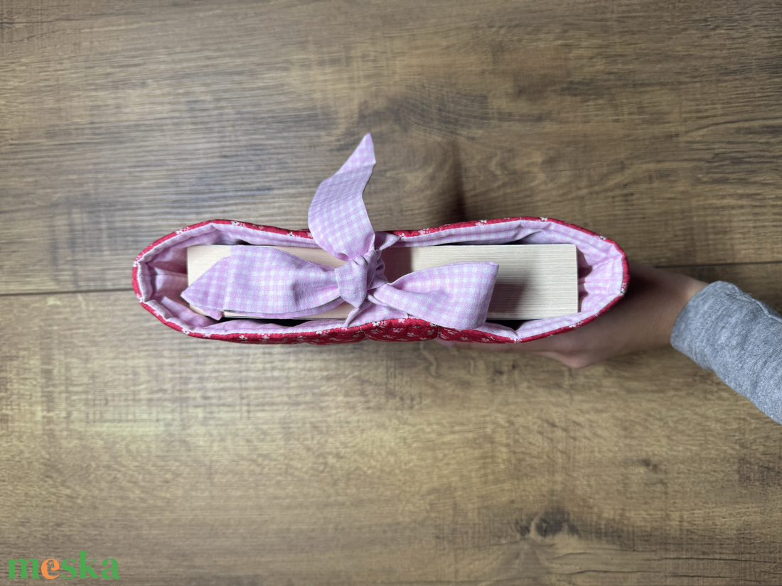 Fehér virágos - könyvtok - könyv & zene - könyvtok - Meska.hu