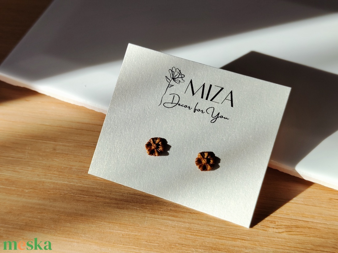 Mini virág fülbevaló - ékszer - fülbevaló - pötty fülbevaló - Meska.hu