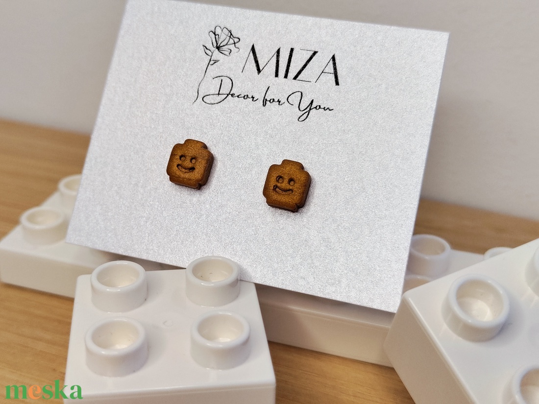Lego fej fülbevaló - ékszer - fülbevaló - pötty fülbevaló - Meska.hu