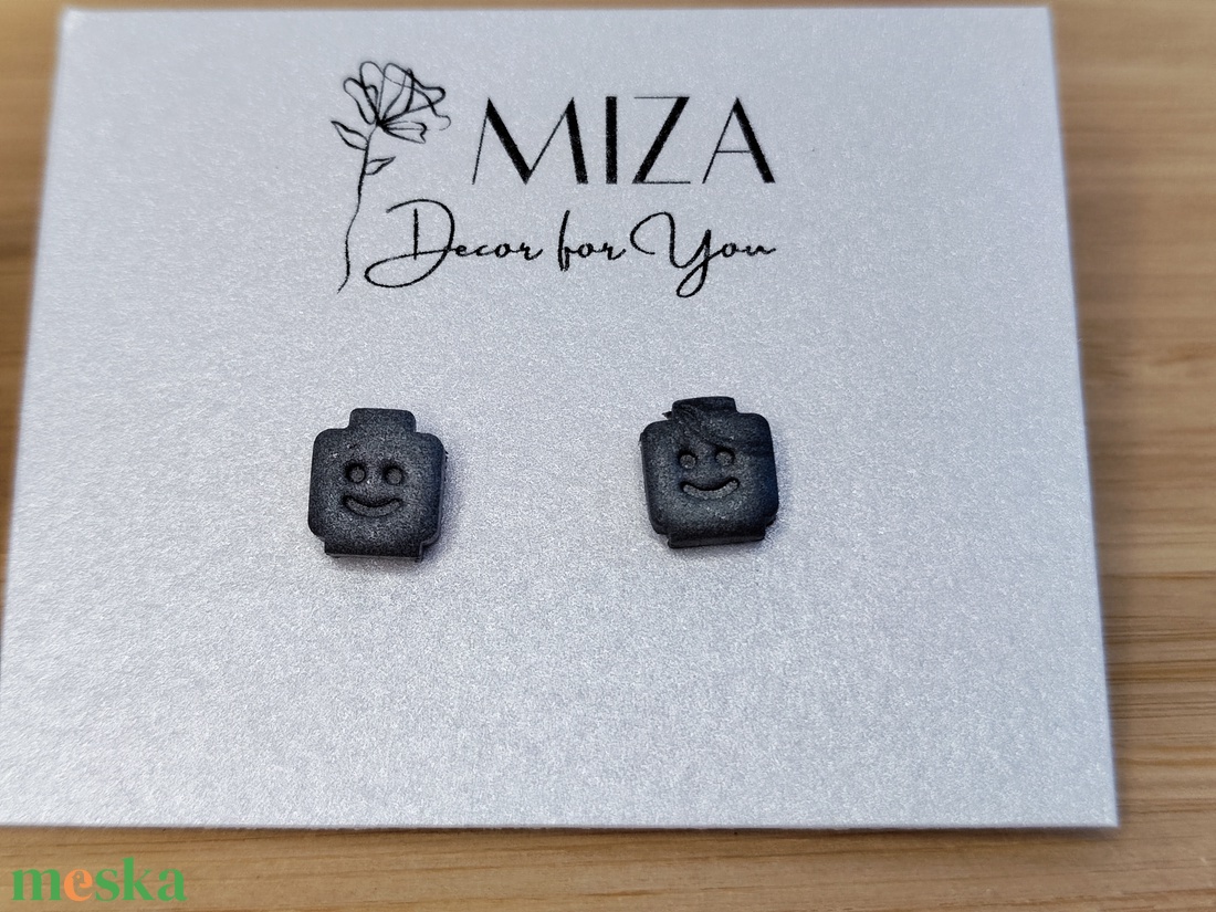 Lego fej fülbevaló - ékszer - fülbevaló - pötty fülbevaló - Meska.hu